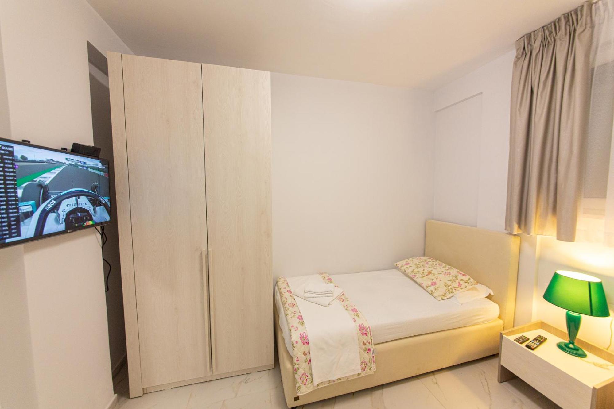 Luxury Villa 2 Vlorë Exteriör bild
