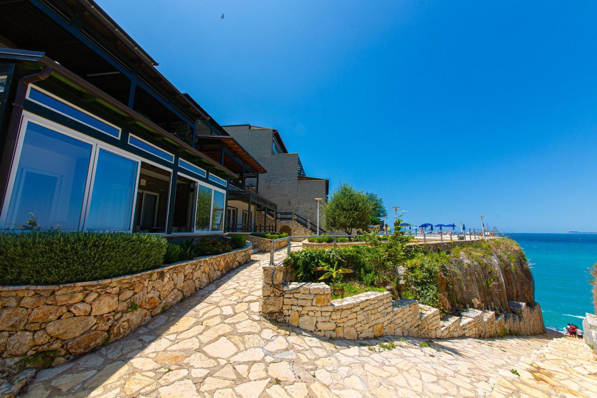 Luxury Villa 2 Vlorë Exteriör bild