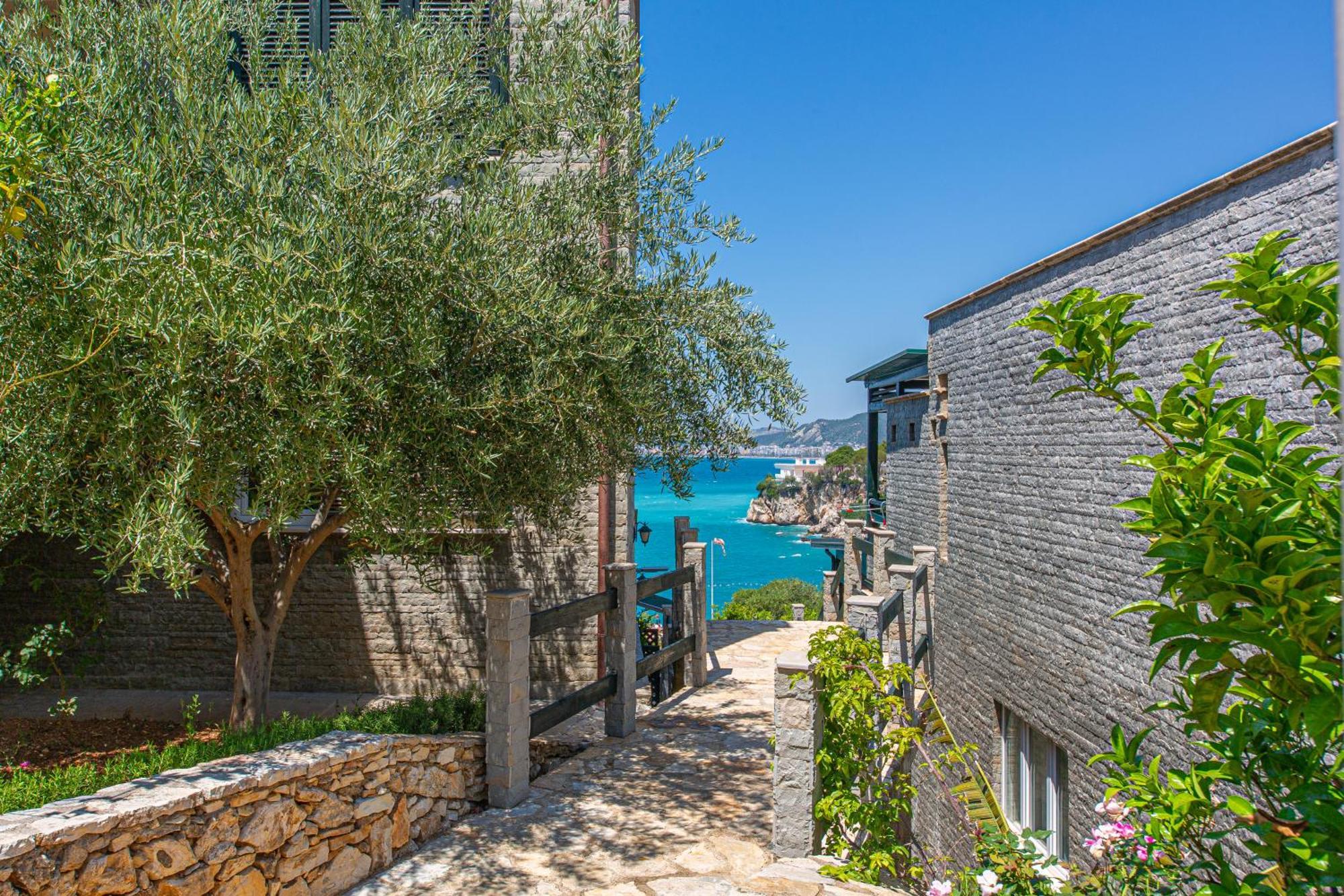 Luxury Villa 2 Vlorë Exteriör bild